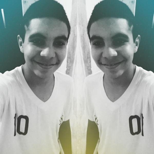 Não mude por causa de ninguém. Quem te ama te aceita, não te julga.  Follow-Me !!! #WhatsApp: 8288317597 #Line: 8288317597 #Mobli: Victorsoares10
