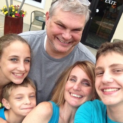 Working, married mom of 3. Loving and living life.