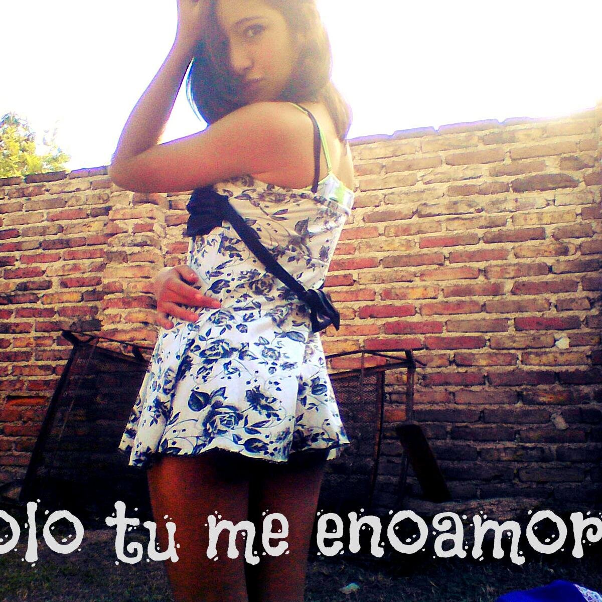 soy de mi mejor amigo franco gonzales el no me cambia por ninguna negra cachi elme ama y yo a ell te quiero mejorsito
