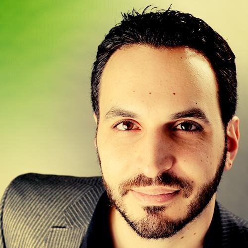 Product leader and designer. I love problem solving with brilliant people, prototyping and playing ultimate frisbee.