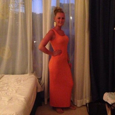 LisaMTaylor10's profile picture. 