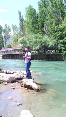 ademkalkan911's profile picture. 