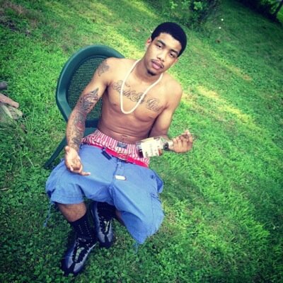 #MONEYHUNGRY MurdahGang -SoloFlight- #TeamOneMillion Trending Topic! #ThotLand R.I.P. Calvin R.I.P. Karly #Flex4Karly 
WhiteGirls