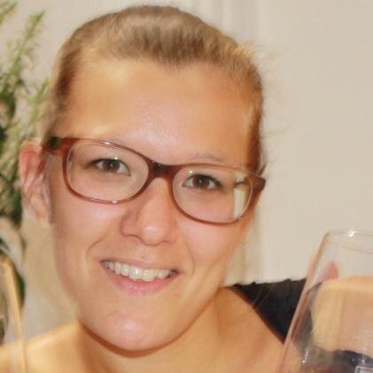 MorganeSc's profile picture. Banking sector, invest specialist | Community manager @Entrevinsetnous | Master in #StrategicIntelligence & #Marketing (@HEC_ULg) | also about chocolate