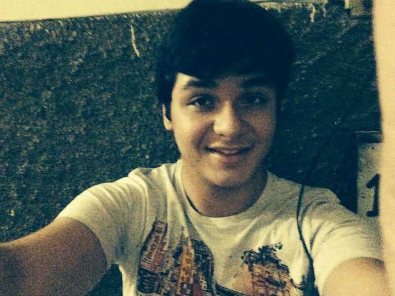 Ser melhor, Ser pior, Ser mais q alguém.. Isso nao é meu estilo.. meu estilo é ser apenas : EU MESMO