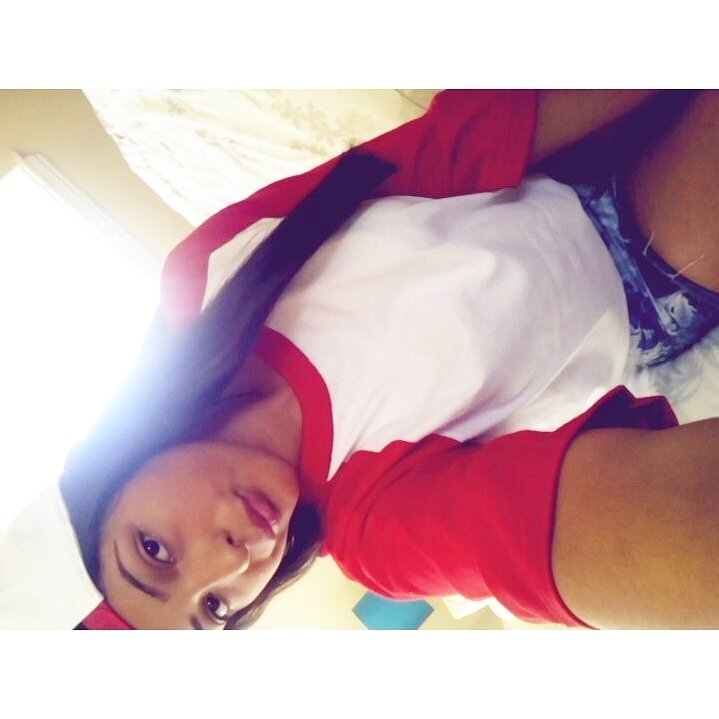 New Twitter // instagram - @xoxo.julissa