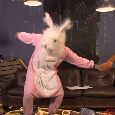dancingrabbit01's profile picture. First ever dancing pink rabbit to appear in a livestream✌The bitches love me✌️