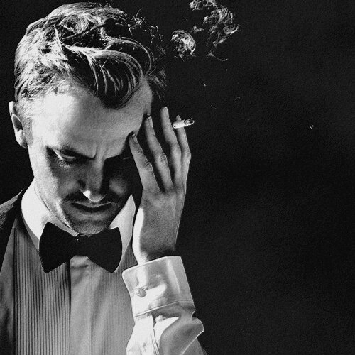 ImpishFrost's profile picture. 'You don't want me. You're all hard work and deadlines! I'm... snowballs and fun times.'