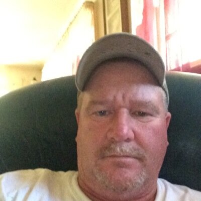 10/12/1973  I am white male from Montgomery,Alabama36116/ phone#13348332144/