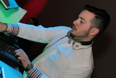 djmariofigs's profile picture. TORONTO DJ
work hard until you no longer have to introduce yourself