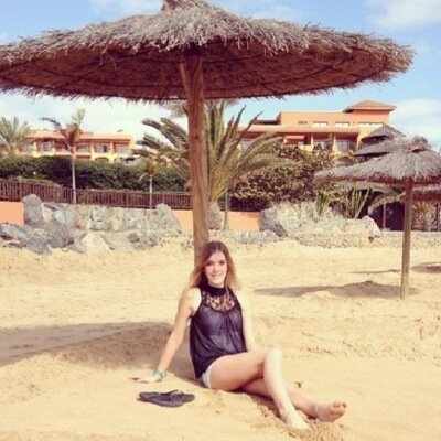 Hiphop dancer // 16 jaar // Friesland //      ♥ Love friends and family ♥ Insta: merit_iloveyou