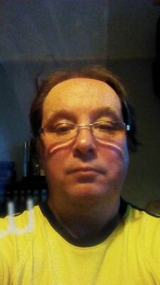 follower of romford and thfc football, essex  cricket, marillion, and Romford Ice Hockey.