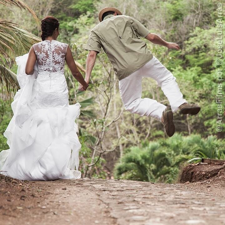 Es algo así como fotografía y vídeo para bodas pero más divertido #ContamosHistorias