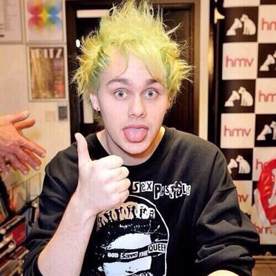 ✨ Follow @mxndesftcalum and tweet her BANANA for a follow back ✨