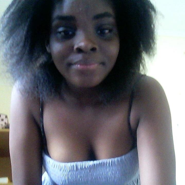 I'm a girl, nice, beautiful and friendly :). I'm not the kind to let me see or to be mannered. I can sometimes be very shy. Anyway that's who I am!