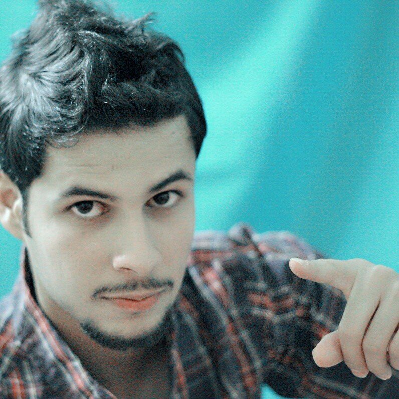 ماا فائدة عذريت الجسد و الفكر عاهراََ
             تابعني = اتابعك
                 الريــــاض