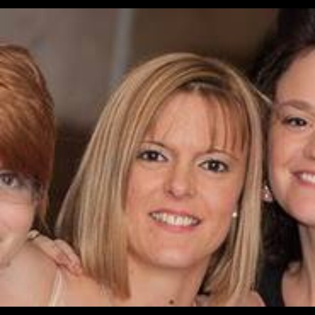 Mum of 2 wonderful children.  Work as Fundraising & Marketing Executive for @StayTelford. Views my own.
