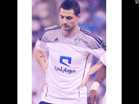 انا ذيك البنت اللي تحب الهلال ونيفيز