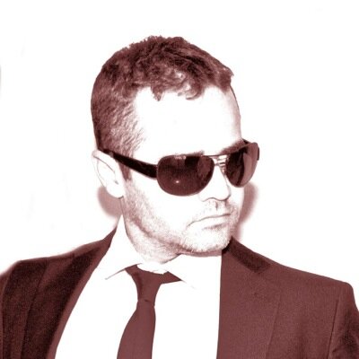 Improvisador, actor, fotógrafo, socio de Factoria de comicos y mucho más....