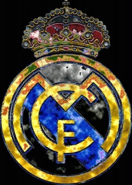 Me encanta el Futbol! mi pasion el Real Madrid,no soy de jugadores soy dl escudo, mi debilidad los perros, Español pero anti-taurino