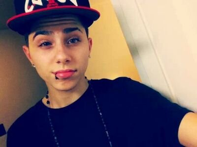 follow me je te follow back j'ai 16 ans et je suis célibataire =)