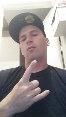 Emcee/Producer/Songwriter born and raised in Texas but I'm currently living in San Diego. # HollaAtYaBoy