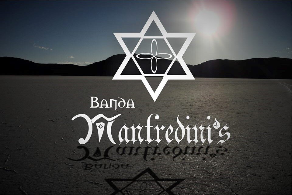 Banda de Rock Nacional que coloca nas suas composições além do bom e velho rock, elementos da cultura nordestinas e letras que falam do nosso Nordeste.