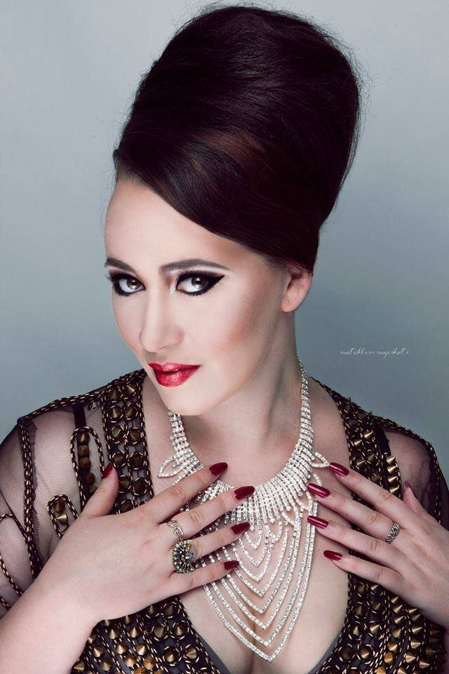 HollyDelightMe's profile picture. Burlesque belle and cabaret chanteuse