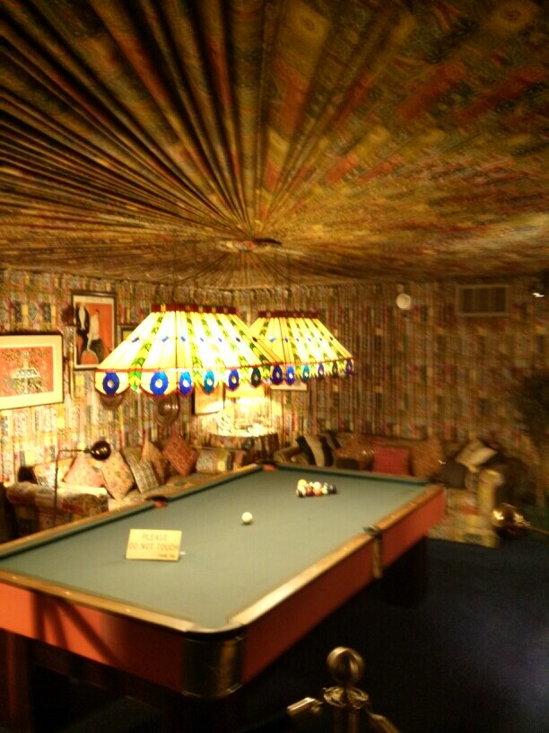 whatevsnevs's profile picture. 