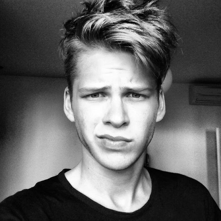 KSomfai's profile picture. Short tempered || I'll beat the shit out of you so don't get in my way || Everything I aspire happens, if it doesn't I get so frustrated that I can kill.