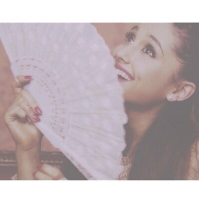 If ariana grande notices me, I will literally shit myself.