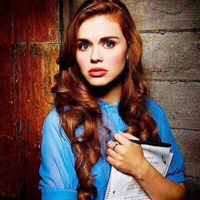 LydiaMartin_TW's profile picture. The Banshee, the girl who knew too much, Smart, beautiful, and a popular teenager at Beacon Hills High School. ＊TeenWolf＊Single & Looking＊Twin: @BansheeLydia_ ＊
