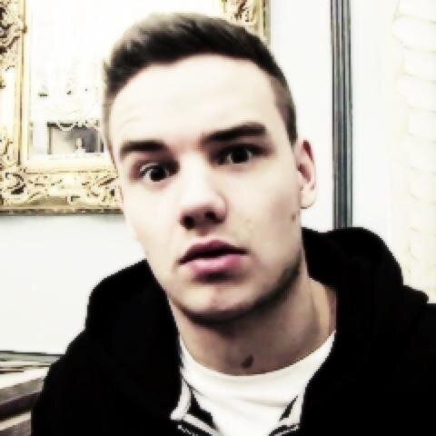 Eu faço parte do ''The Best Fans in the world'' :)