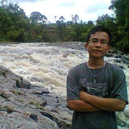 bersemangatlah........untuk maju                demi kesuksesan dan masa depan yang cerah