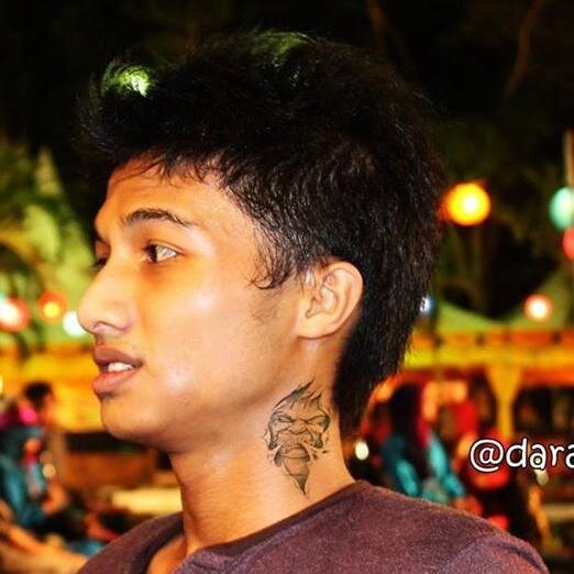 MyName : L.R.Darall M| Dimensi Photography|my pin: 2642B3E9|my fb: Darall Pomeennt|IG : darallmesya| #CrewZoneStudioandFriends| StandupComediIndo