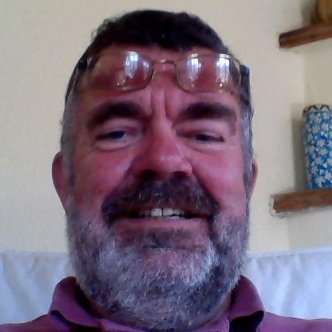 Wordsmith and keen cat hooverer. Benign observer of the seamy underbelly of life. Not as grumpy as I look, in fact, I like to laugh whenever possible. Amuse me.