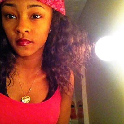#Unfair Be the klan stakn this paper Singer/ songwritter ✒ French .Indian. Black. Money mission.❤ (single) instagram:_creatrix_ first lady in WaveGang (UK4L)