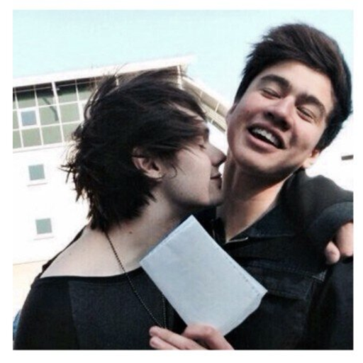 Cuddlecliffcrd's profile picture. *:･ﾟ✧Free follow from @jaackhoward✧･ﾟ:*