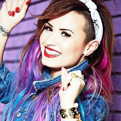 #ONEDIRECTION #30STM #Beliebers #MCR #Selenator