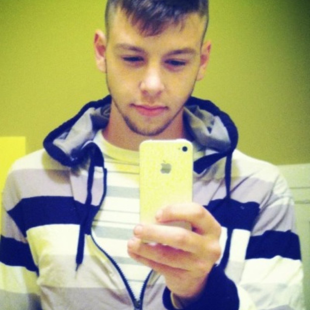 I am looking to have sex with as many e-girls as possible & scam any 12 year old that crosses my path. Duo @twistedgb