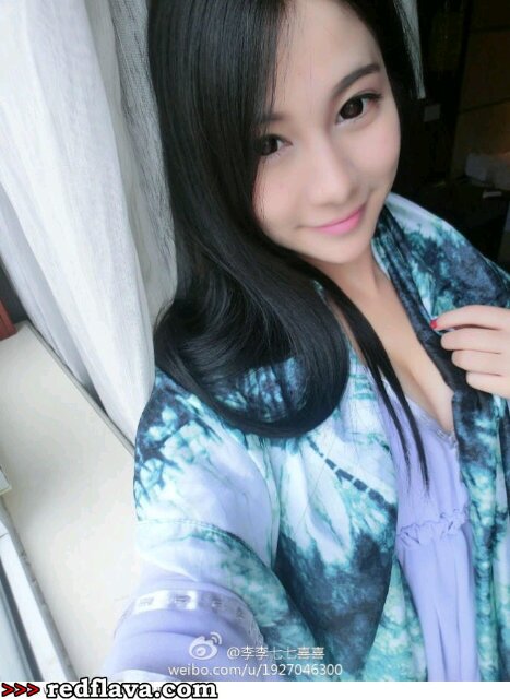 [18+] Cute and Sexy, [dad : @siwonsjvisualrp, oppa: @cx_taeyang , sister @pervrtpjy ] just play in dm! Mt? Just for kissing and touch me.