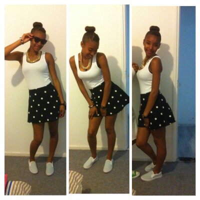 insta : dheshanyra    Just smile make the bitches mad 