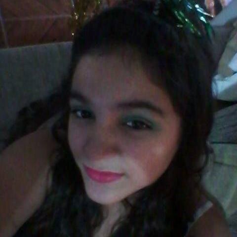 Vamos viver nossos sonhos, temos tão pouco tempo. ✌✌ ♥