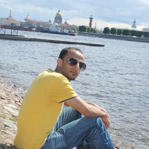 yousif_alazab's profile picture. أصون كرامتي فوق نفسي...... وما لنفس في الدنيا غيرو عزتها