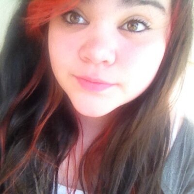 My name is faith im 14 and live in juneau alaska and i love to sing ❤️its my hobbie and my fav bands 5SOS One D and fav song good girls and dont stop-5SOS❤️