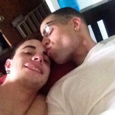 im 17/male/taken (soon to be engaged) /rhode island REST IN PEACE DAVID L BARTHOLOMEW: WE LOVE YOU AND WE MISS YOU , YOU ARE IN OUR HEARTS 10-31-02