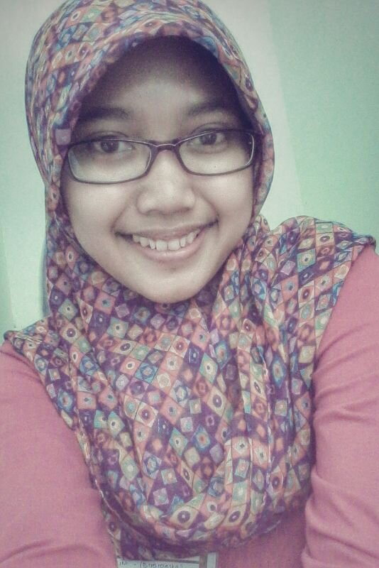 Qori_Oyik's profile picture. Smansa Pare/Bio-UM 2011/Love parents, sister, brother, friends