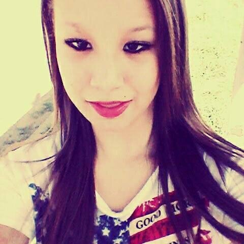 A Priiincesinha que não Nasceeu Para ficar preza no casteelo, Maaiss Sim para
Enfrentar A realidade Com a Cabeça Erguiida ~ ♥  Segue sdv 2bj Amores :)