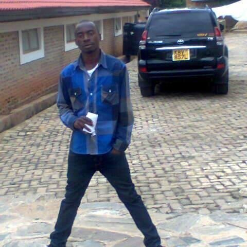 kelvinsamwel3's profile picture. 