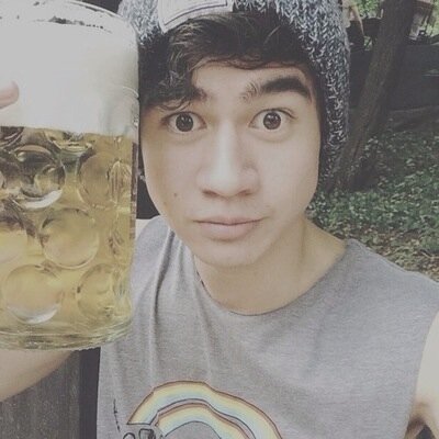 HI I GAVE YOU A FREE FOLLOW SO PLEASE RT MY LAST RT :) @vintagexcalum